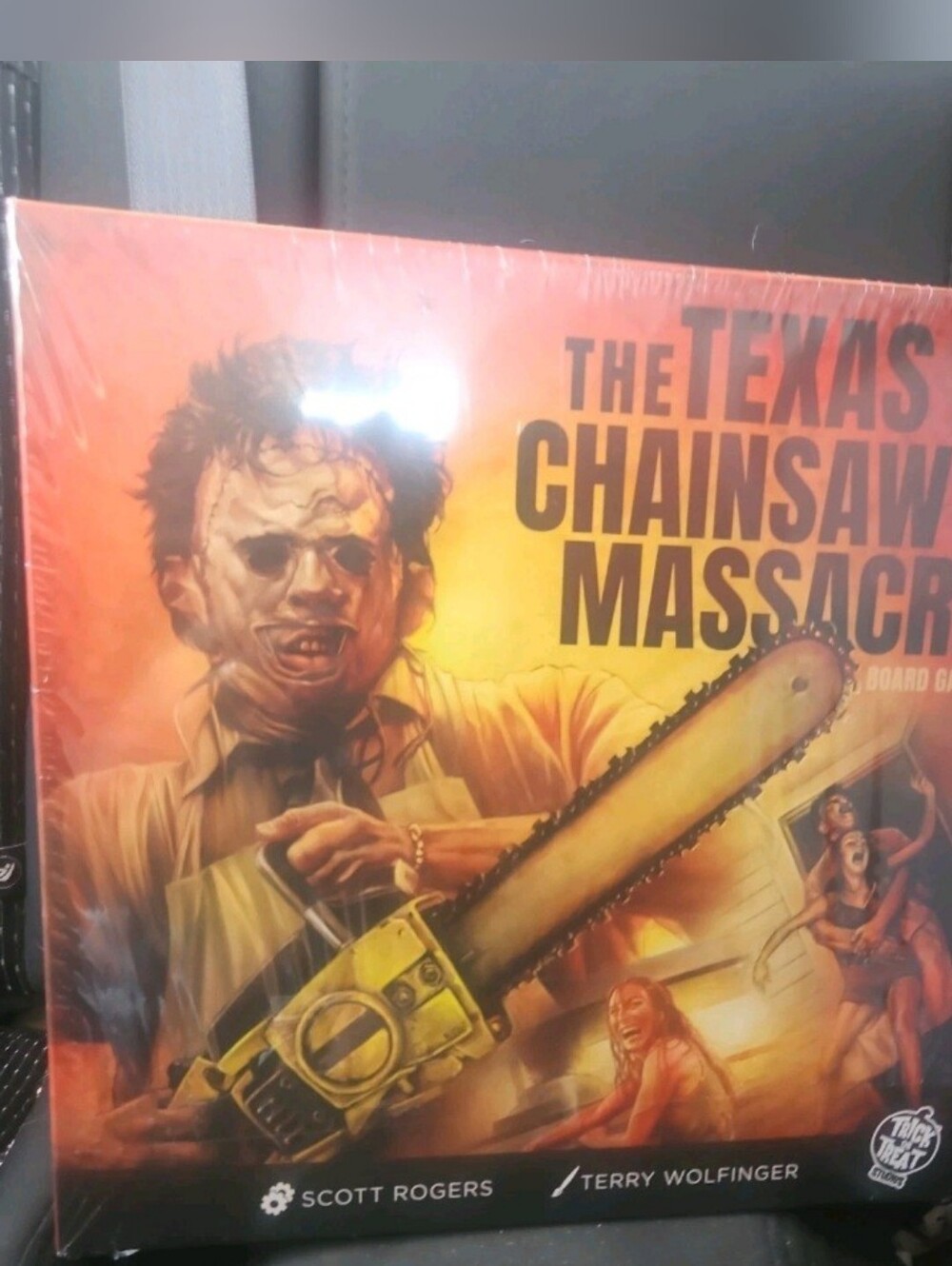 Texas Chainsaw Massacre Horror Board Game 1-4 Players 60 Min Gameplay